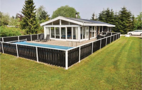 Beautiful Home In Middelfart With Sauna